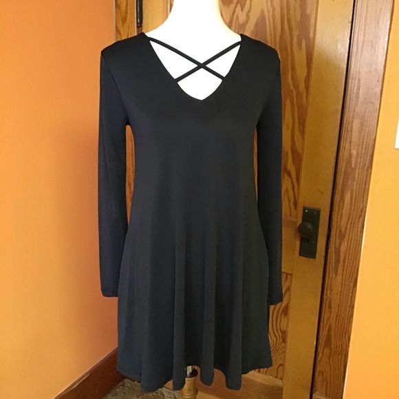 SOLD Gothic Alya flowy trendy black tunic - Picture 2 of 7